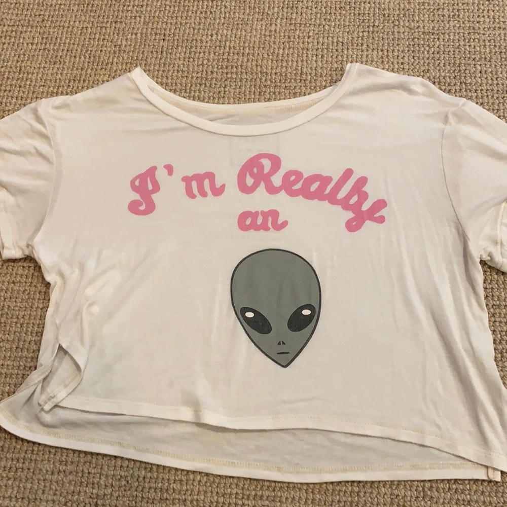 Cropped tee